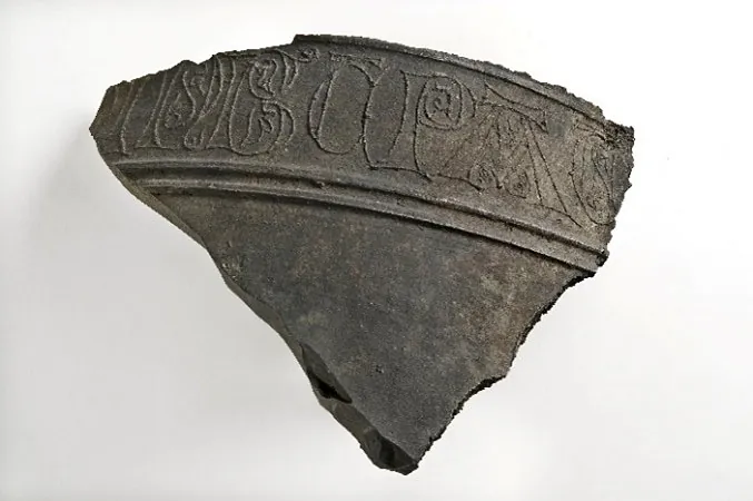 Fragment der ältesten Britzer Kirchenglocke   